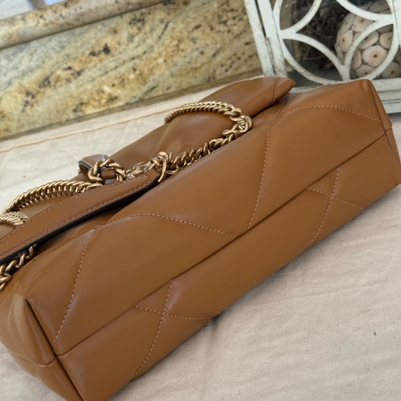 NWT, Tory Burch Women's Kira Diamond Quilt Convertible Shoulder Bag - Picture 4 of 14